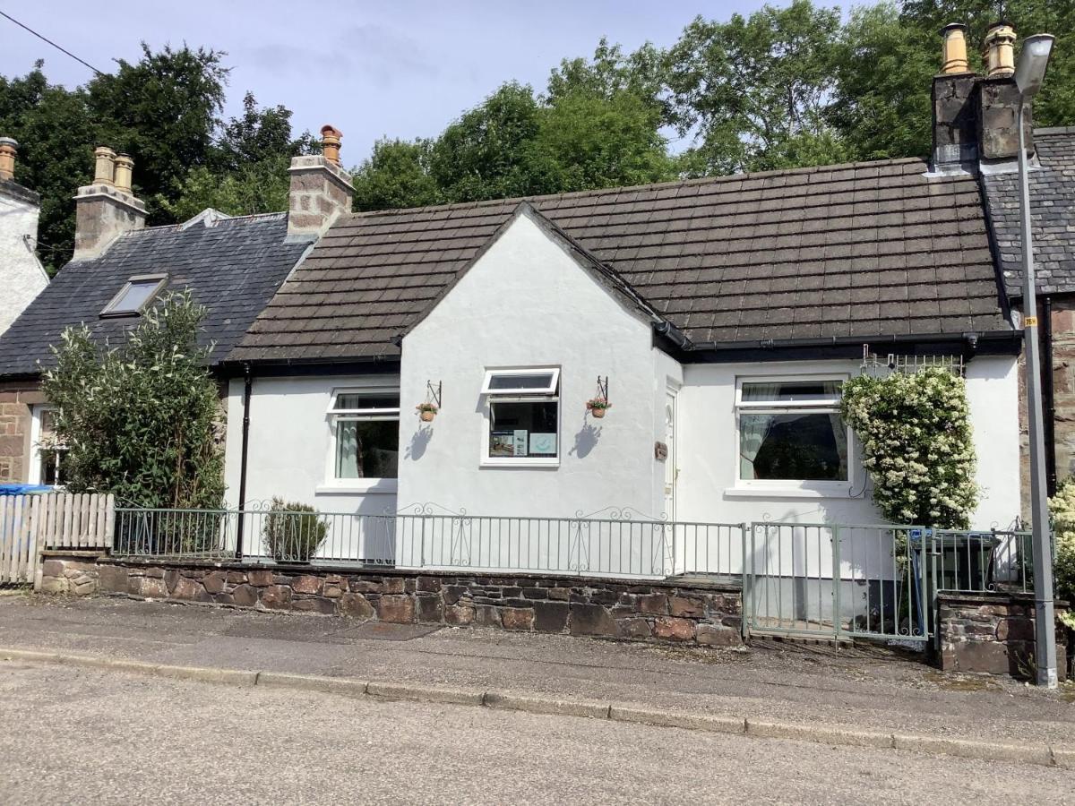 Moriston Cottage ล็อคคาร์รอน ภายนอก รูปภาพ